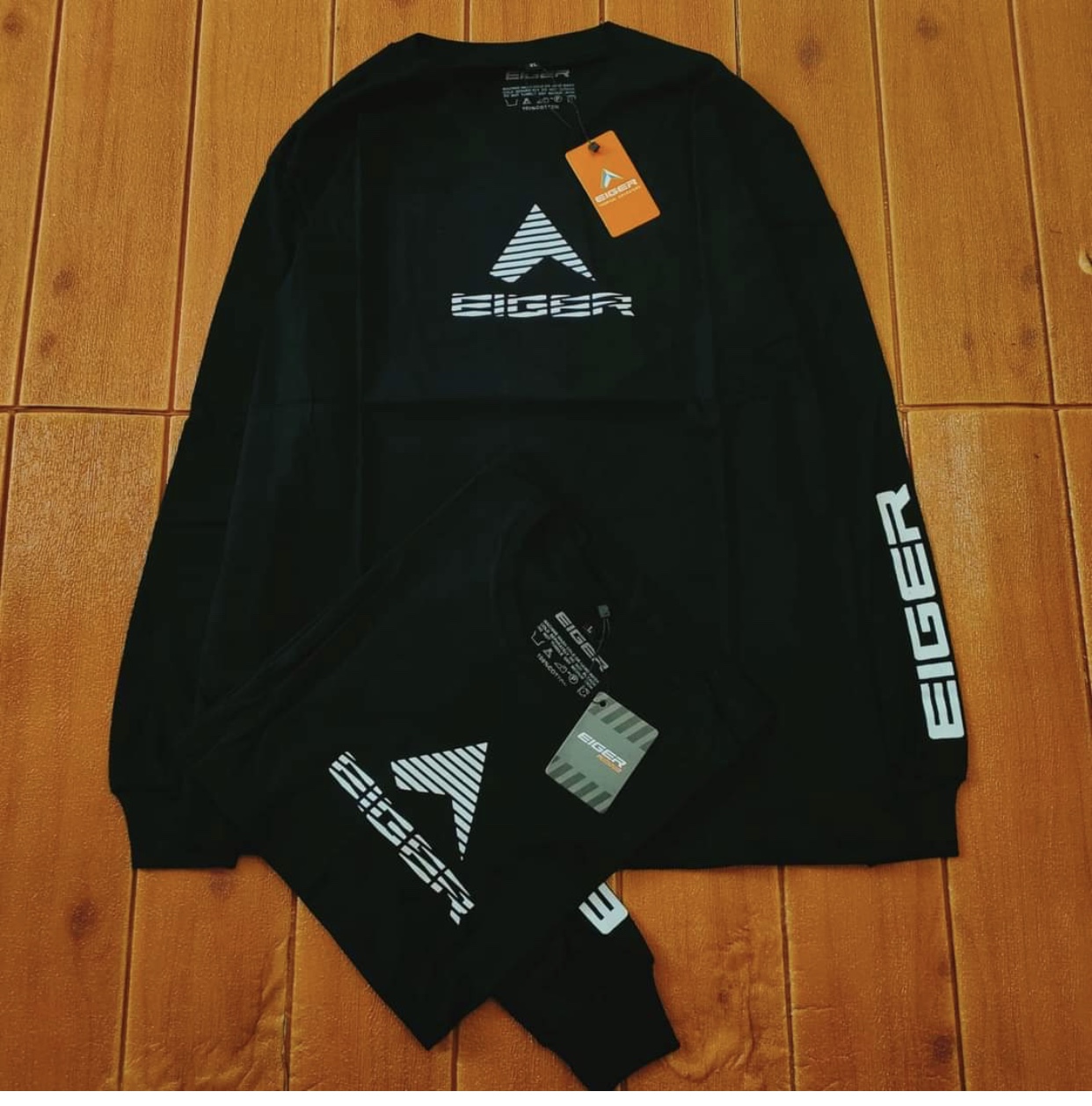 Eiger lengan panjang corak put